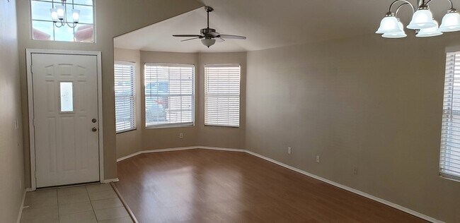 Building Photo - Immaculate home in the Islands