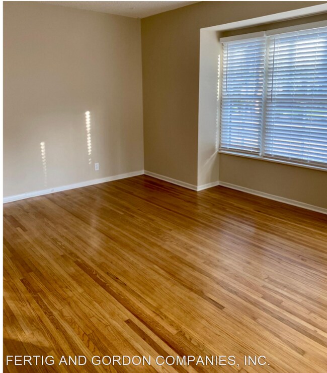 Foto del edificio - 3 br, 1 bath House - 415 Montana St.