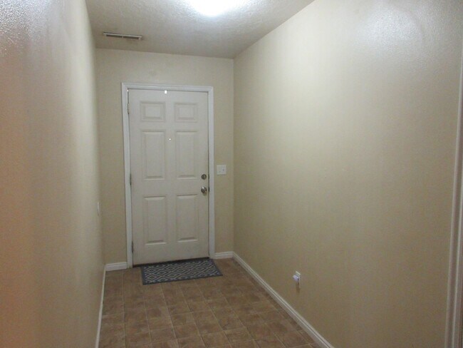 Foto del edificio - 3 Bedroom, 2 Bathroom Twin Home