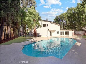 Building Photo - 3130 Dona Sarita Pl