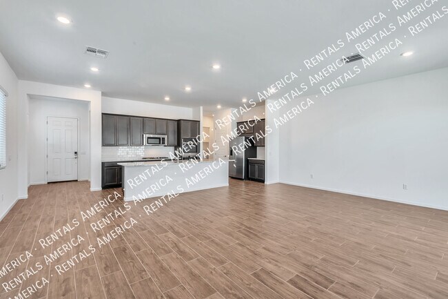 Foto del edificio - 10858 W Yates Ln