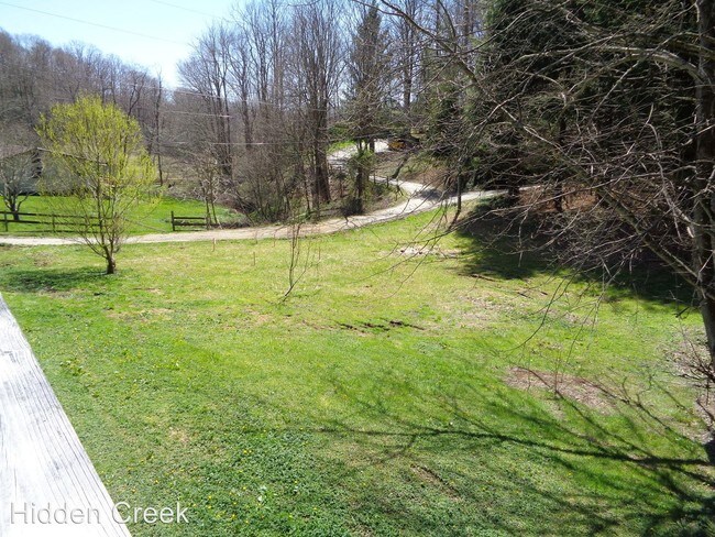Foto del edificio - 290 Hodges Valley Rd