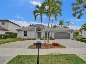 Building Photo - 2587 Jardin Ct