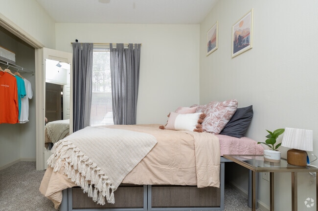 4BR, 4BA - 1,442SF - Bedroom - Clemson Edge Apartments