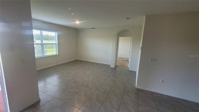 Foto del edificio - 1128 Fox Path Rd