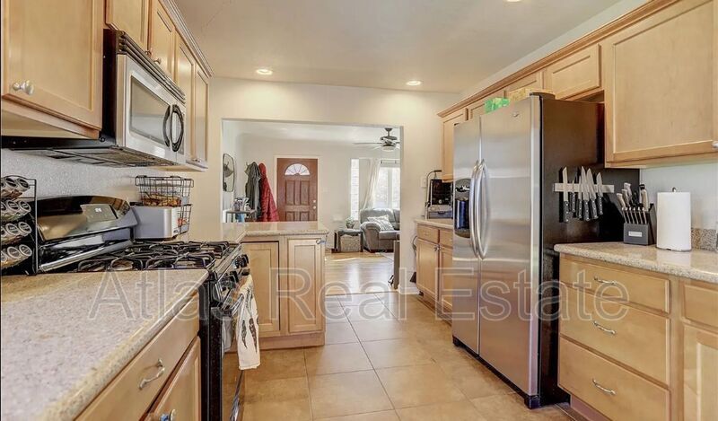 Foto del edificio - 1223 N Birch St