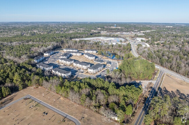 Aerial Photo - Garden Lakes