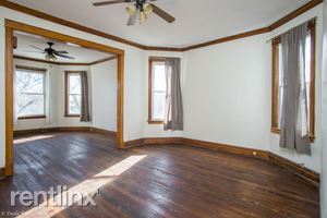 Building Photo - 3228 N Kostner Ave