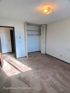 Building Photo - 810 E 2nd St