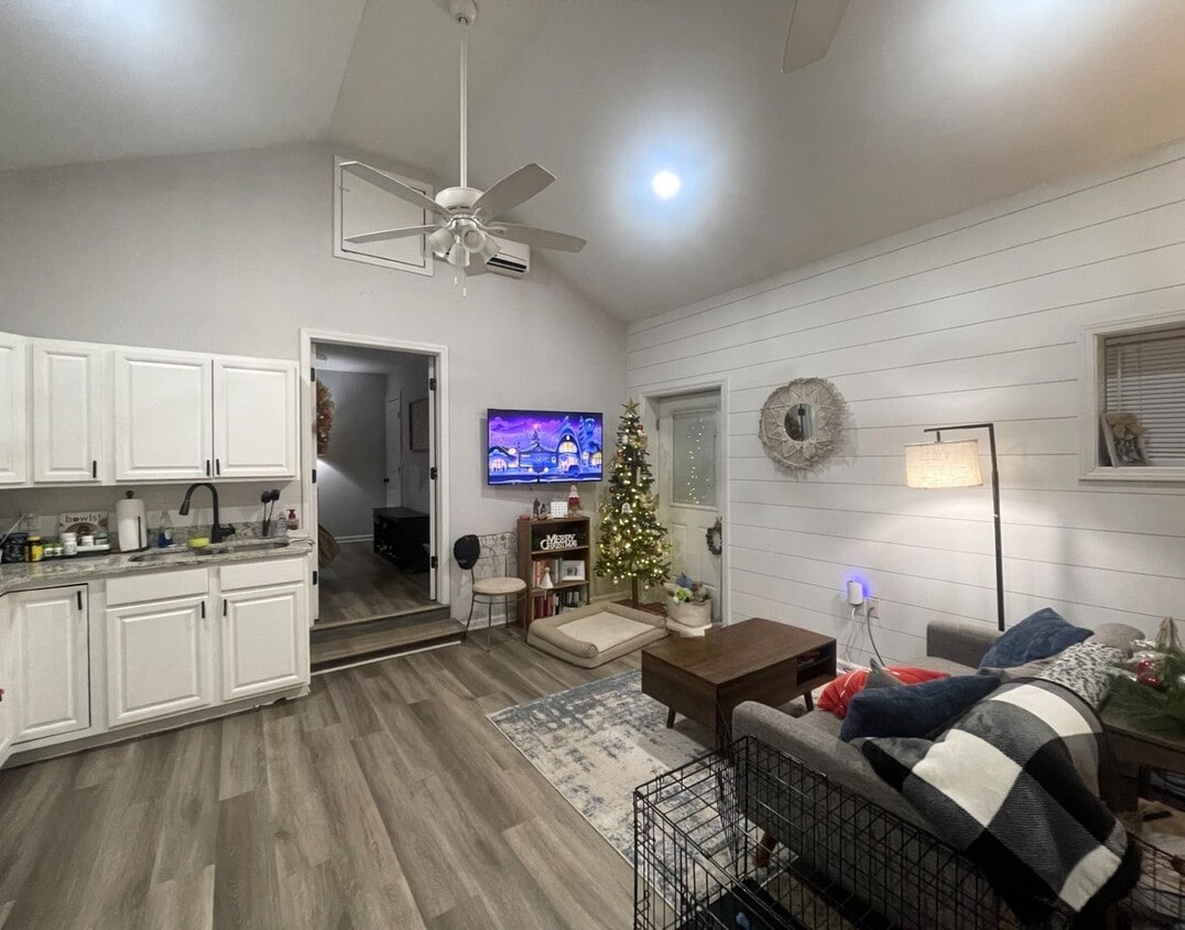 PRE-LEASING FOR JULY 2026! - PRE-LEASING FOR JULY 2026!