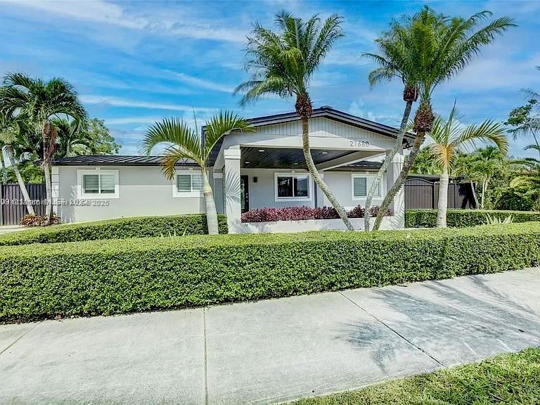 Primary Photo - 27680 SW 162nd Ave