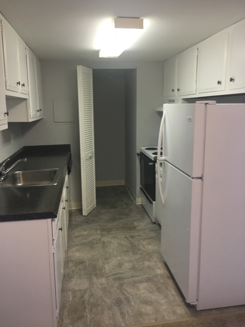 Trenton Place Apartments – photo 3