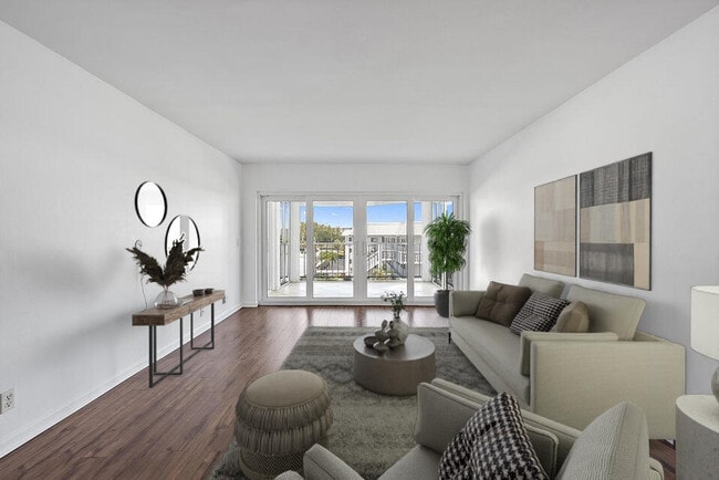 Photo - 155 Yacht Club Dr Apartment