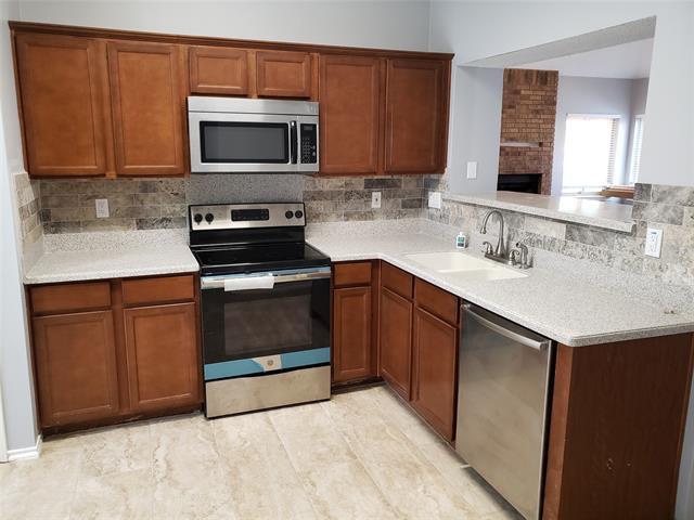Foto del edificio - 3227 Crystal Brook Ct