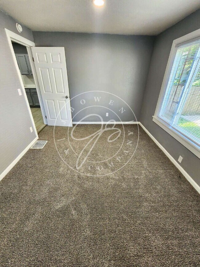 Foto del edificio - Basically, Brand New! Open Layout 1-Story ...