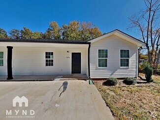 Building Photo - 3274 Anderson Mountain Rd