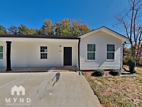 Building Photo - 3274 Anderson Mountain Rd