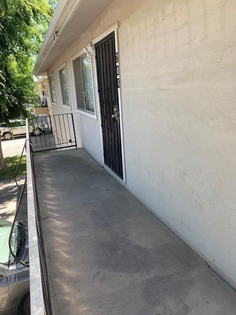 Building Photo - 2750 W Fairmont Ave