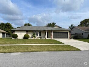 Building Photo - 251 Las Palmas St