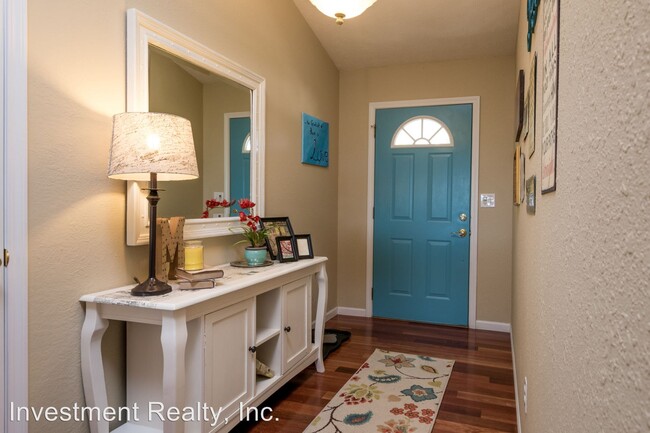 Foto del edificio - 5 br, 3 bath House - 17150 Lemming Lane