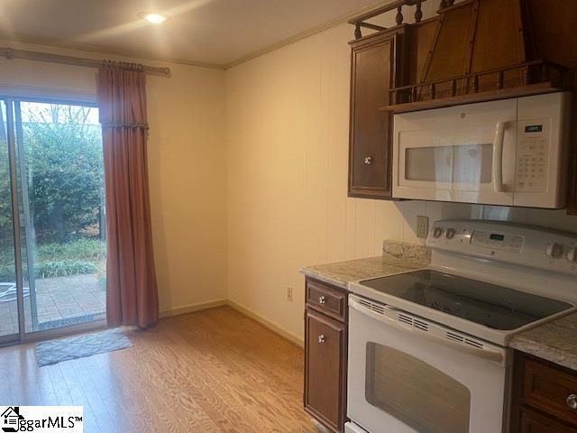 Foto del edificio - 803 Edwards Rd