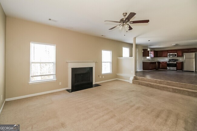 Building Photo - 6306 Shell Dr SW