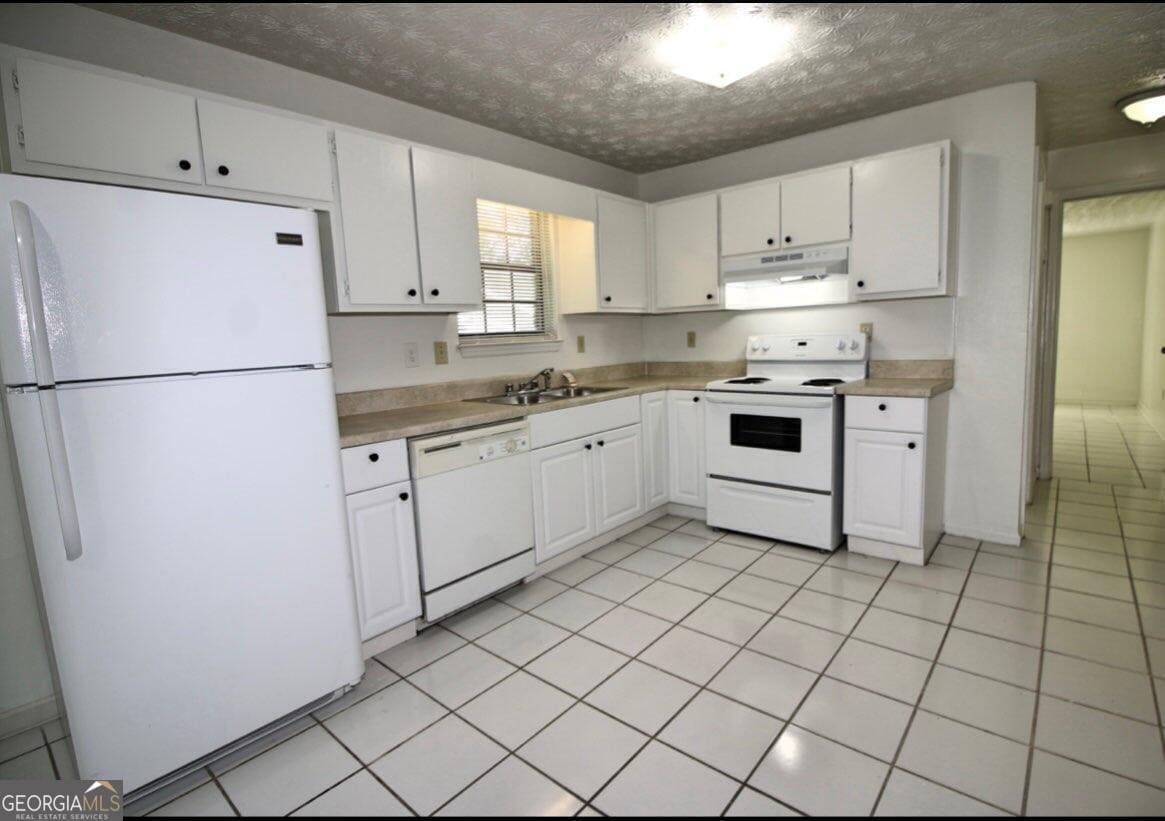 8365 Warren Dr, Douglasville, GA 30134 Townhome Rentals in