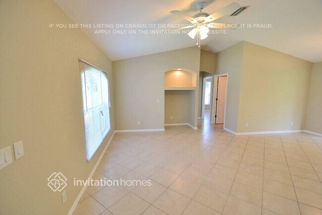 Building Photo - 2350 Mauve Terrace