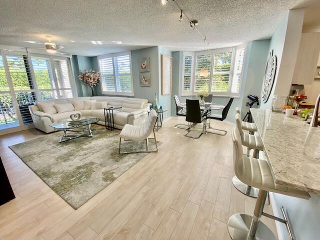 Foto del edificio - 3594 S Ocean Blvd