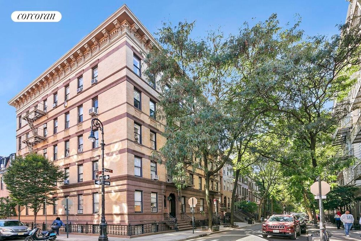 Foto del edificio - 58 Perry St