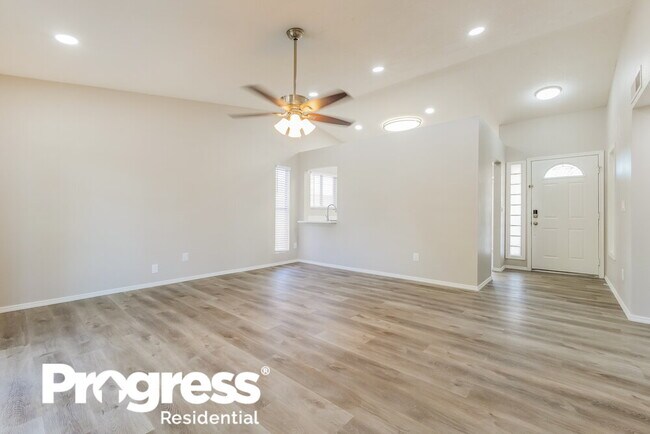 Foto del edificio - 1720 W Chilton St