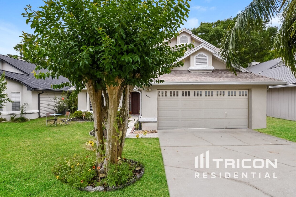 Foto principal - 593 Remington Oak Dr
