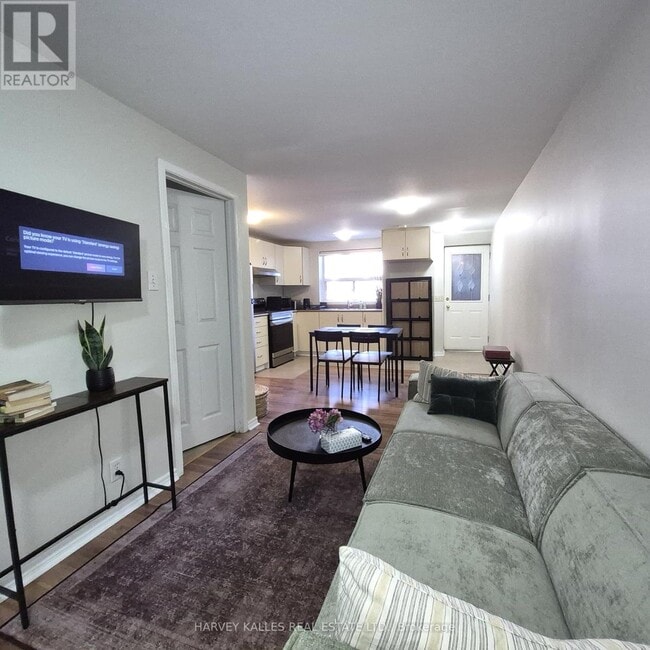 Building Photo - 127 Summerhill Ave