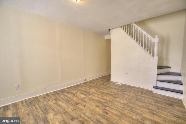 Building Photo - 2540 Greenmount Ave