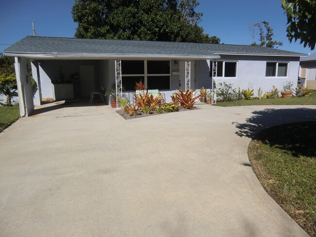 Building Photo - 347 Flagler Blvd