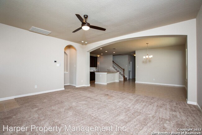 Foto del edificio - 4 br, 2.5 bath House - 15136 Pandion Dr