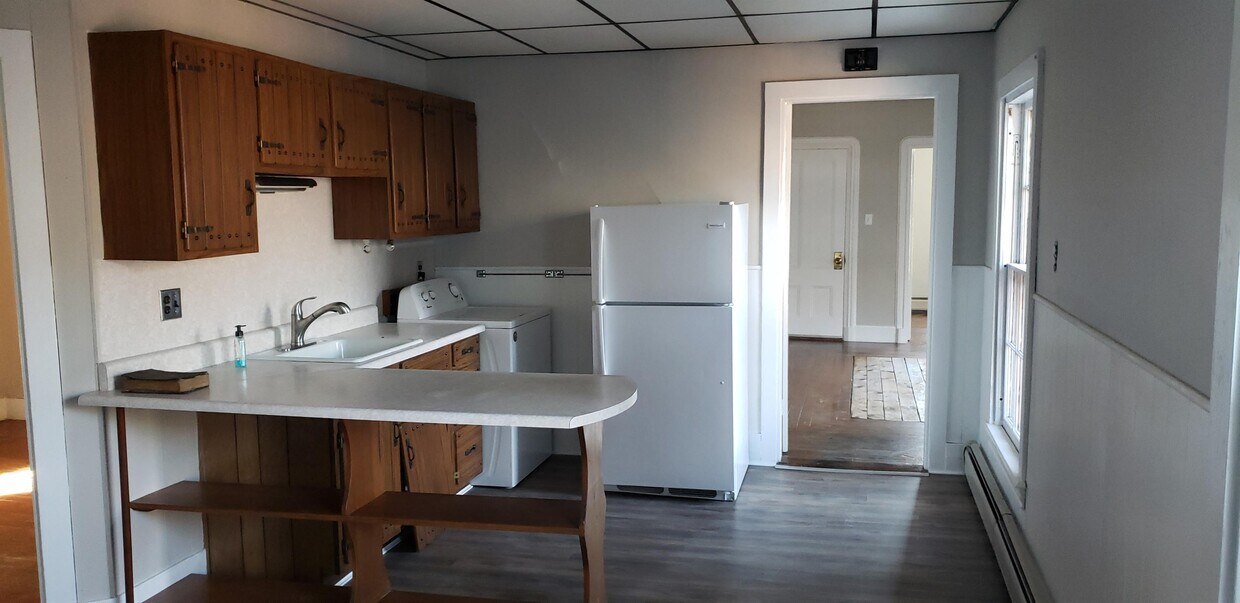 37 South St Unit 202, Biddeford, ME 04005 Apartment for Rent in