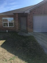 Building Photo - 6208 Temora Loop