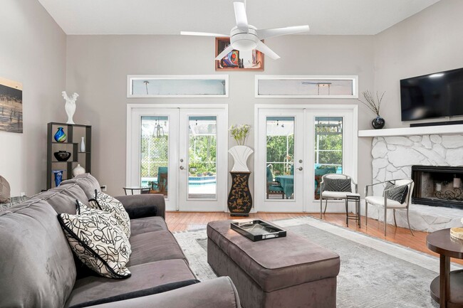 Building Photo - ** STUNNING 4 BEDROOM 2 FULL BATH/ 2 HALF BATH HOME WITH A PRIVATE POOL LOCATED JUST MINUTES FROM...