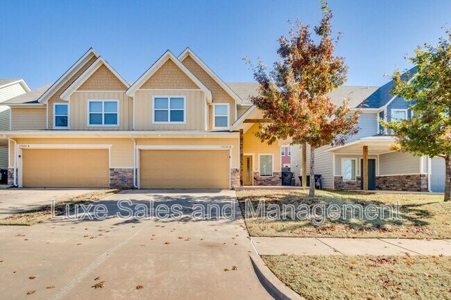 Foto del edificio - 17604 Sunny Hollow Rd