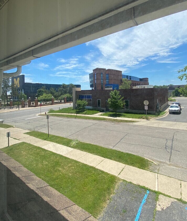 Foto principal - 1054 S Main St