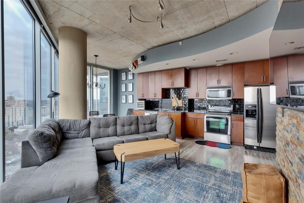 Foto principal - 360 Nueces St