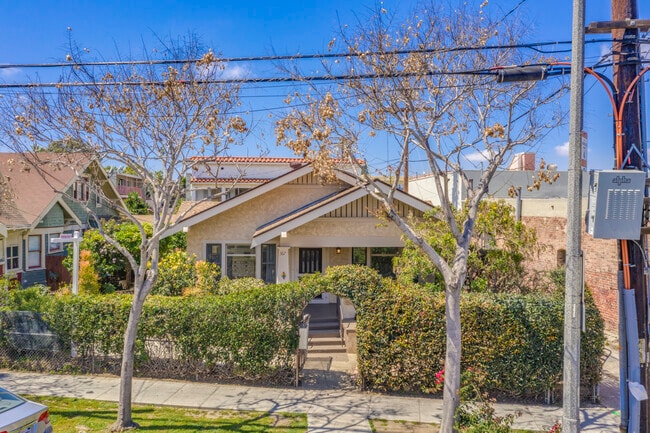 Building Photo - 367 Junipero Ave
