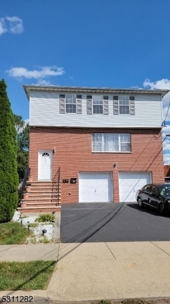 Primary Photo - 1013 Walnut St.