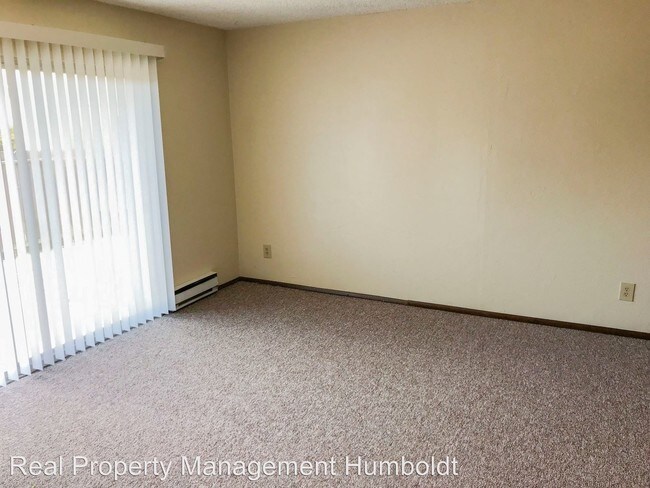 Building Photo - 2341 Spring St