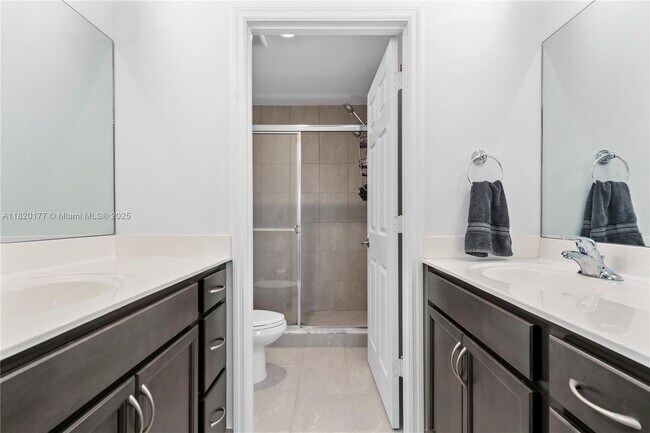 Foto del edificio - 6285 SW 47th Manor