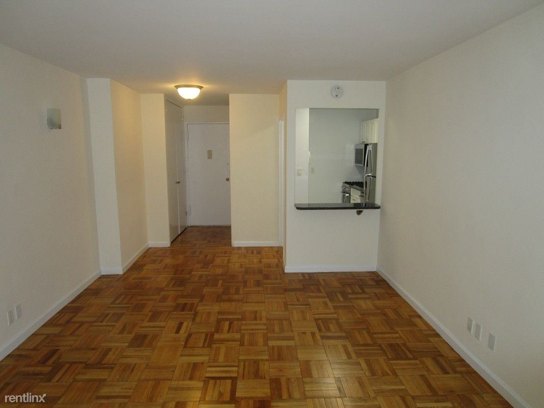 Foto principal - 355 E 72nd St