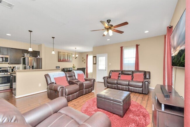 Building Photo - 17047 Wilthorne Gardens Ct