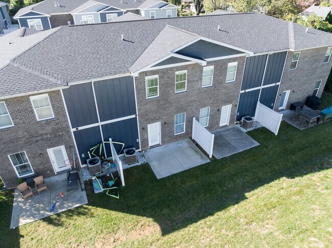 Foto del edificio - 2BR/2.5BA Townhouse For Rent in Houston Acres with first month 1/2 off!