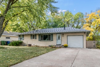 Building Photo - 6367 Zinnia Ln N